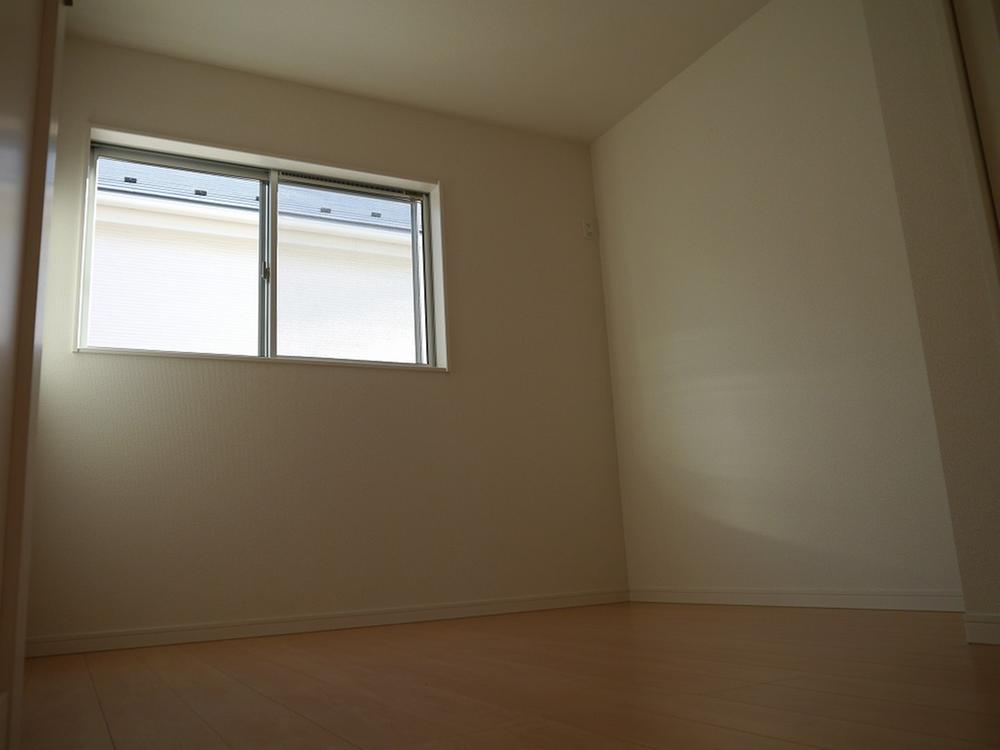 Non-living room. Day is good.