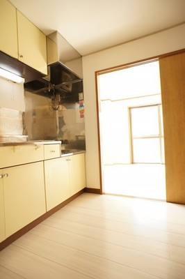 Kitchen. Is a convenient two-burner stove installation Allowed kitchen towards the self-catering school. 