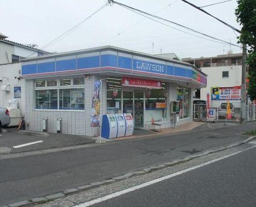 Convenience store. 50m to a convenience store