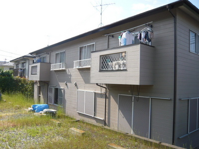 Building appearance. Facing south in sunny