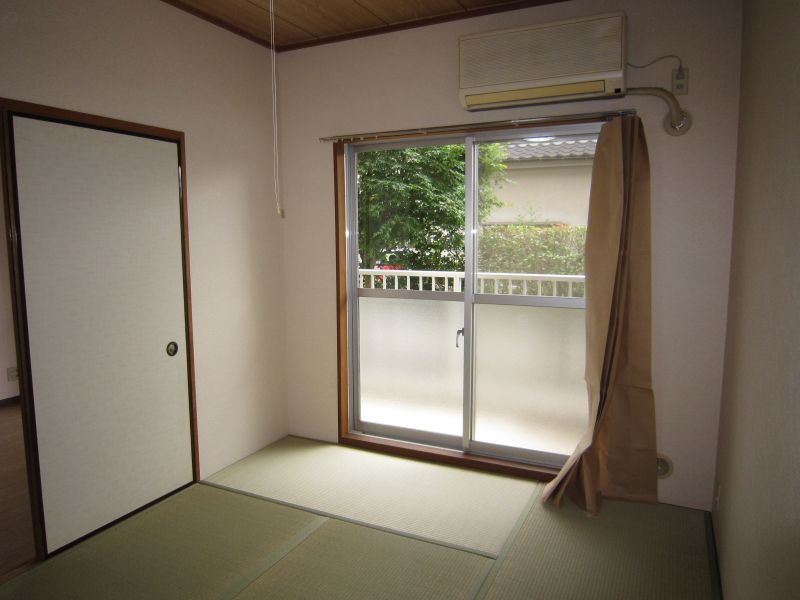 Other room space. Japanese-style room 6 quires