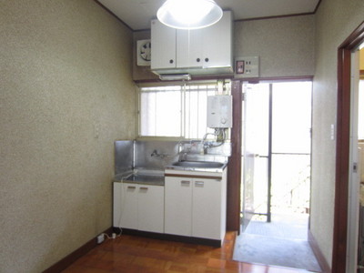 Kitchen. It's attractive and spacious kitchen space.