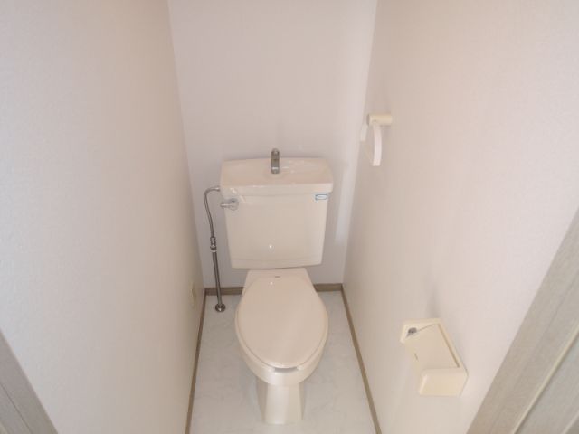 Toilet. Washlet installation Allowed (power points Available)