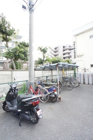 Other common areas. Bicycle parking space ☆