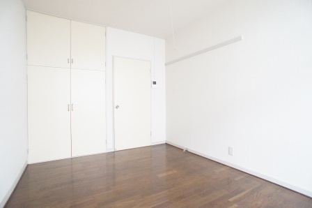 Living and room. It will be the living room of Western-style 6 quires ☆ There is also a storage ☆