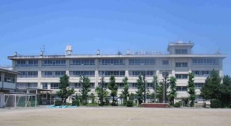 Junior high school. 1700m up to junior high school junior high school Inada