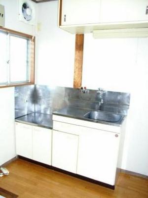 Kitchen. Is a convenient two-burner stove installation Allowed kitchen towards the self-catering school. 