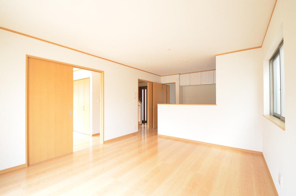 Same specifications photos (living). LDK is the room of space in 16 quires more ☆