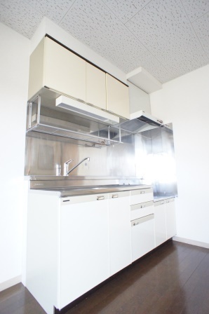 Kitchen. There is also a cooking space in the two-burner stove installation Allowed! 