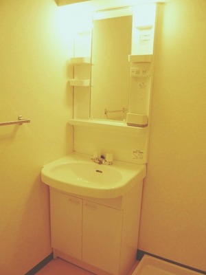 Washroom. Wash basin equipped independent! Easy morning ☆ 