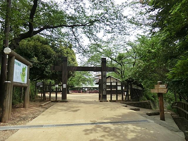 park. When the Ikuta green space (the Garden) 2 park which can be used in the 750m garden sense to (for WEB) 750 is near, Children playground, Elimination of the lack of exercise, It is convenient to walk.