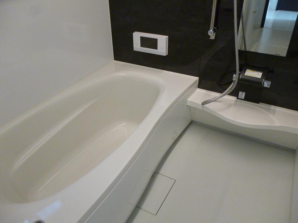 Same specifications photo (bathroom). The company construction cases