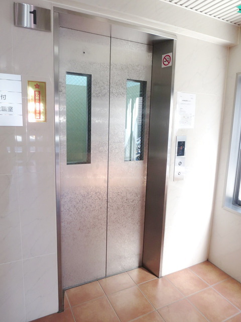 Other common areas. Elevator