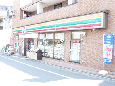 Convenience store. Seven-Eleven Keio Inadazutsumi Station North store up (convenience store) 90m