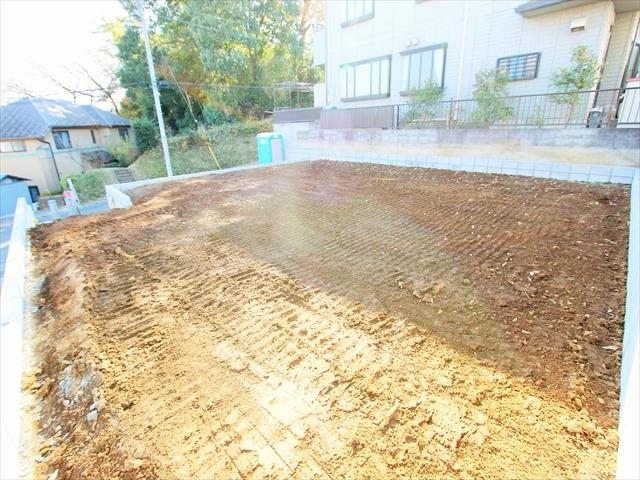 Local land photo. Floor plan of the building is likely to put Chigata!