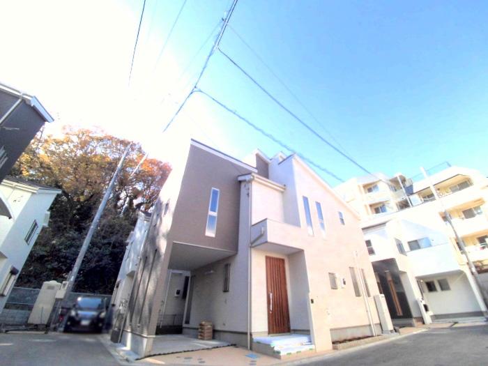 Nambu flat walk 15 minutes to "Nakano Island" station (8 Building appearance)