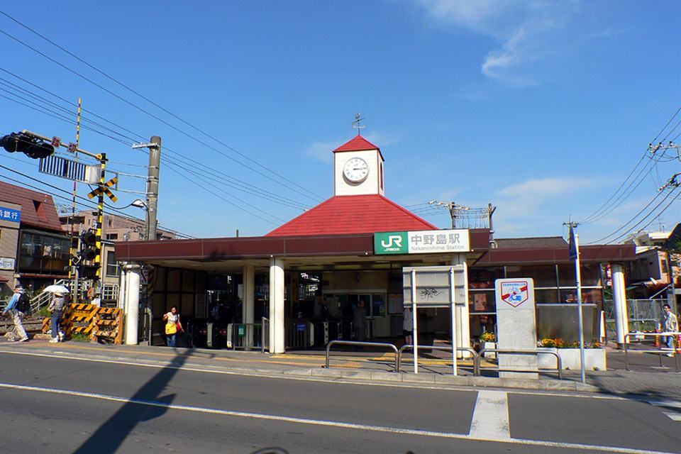 station. 1040m to Nakanoshima Station