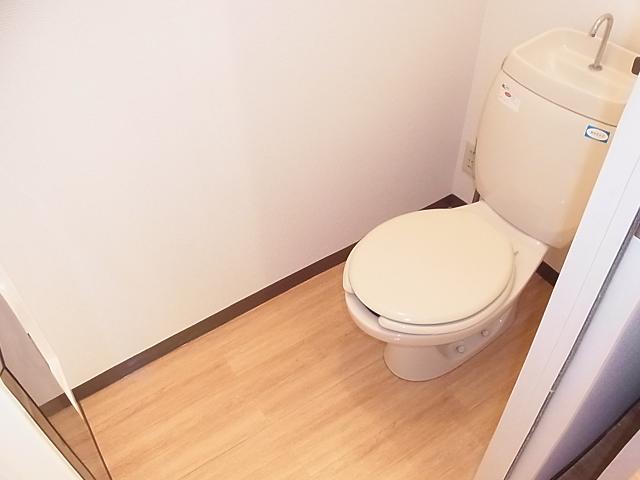 Toilet. Washlet installation Allowed