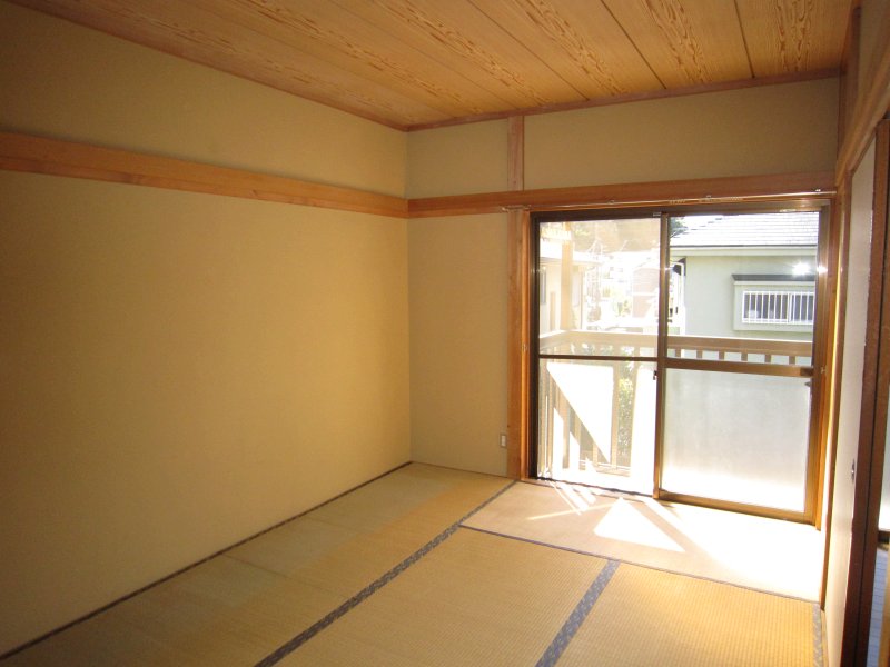 Other room space. Japanese-style room (inverted type)