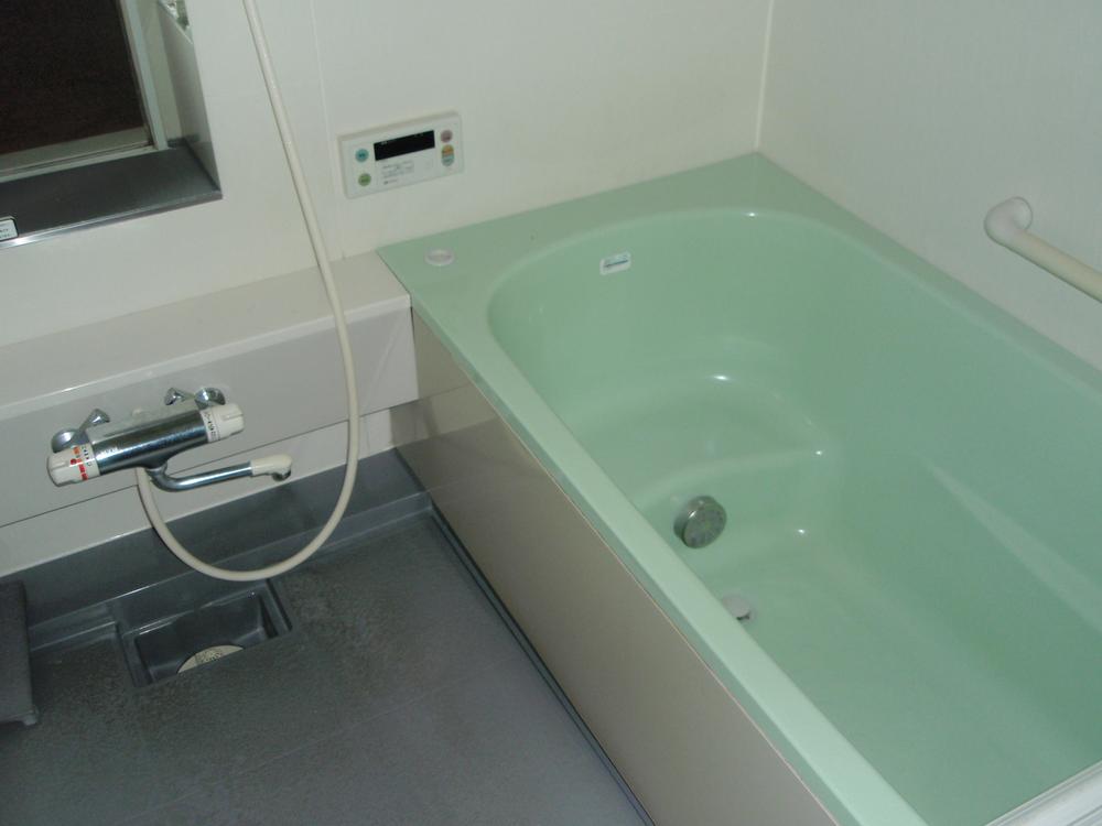 Bathroom. Indoor (11 May 2012) shooting