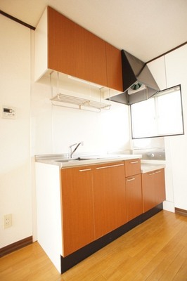 Kitchen. Also easy to kitchen space bright and ventilation have windows