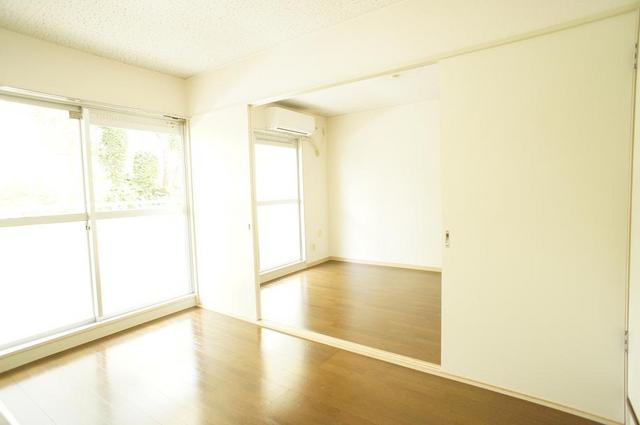 Kitchen. Spacious kitchen space