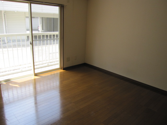 Kitchen. Mukogaoka Amusement real estate rental apartment security surface relief of the room