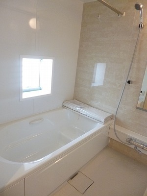 Bath. Large bathtub Bathroom Dryer ・ Add-fired function