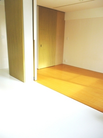 Other room space.  ☆ room ☆