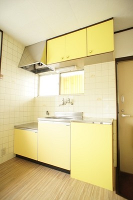 Kitchen. Is a convenient two-burner stove installation Allowed kitchen towards the self-catering school. 