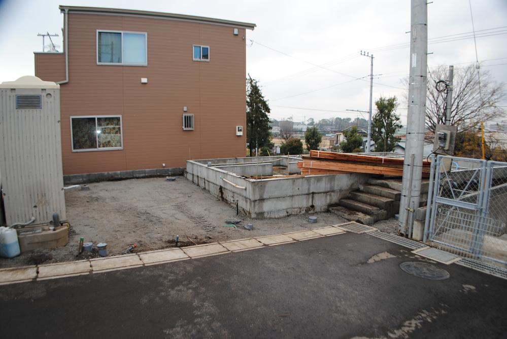 Local appearance photo. Local (12 May 2013) Shooting