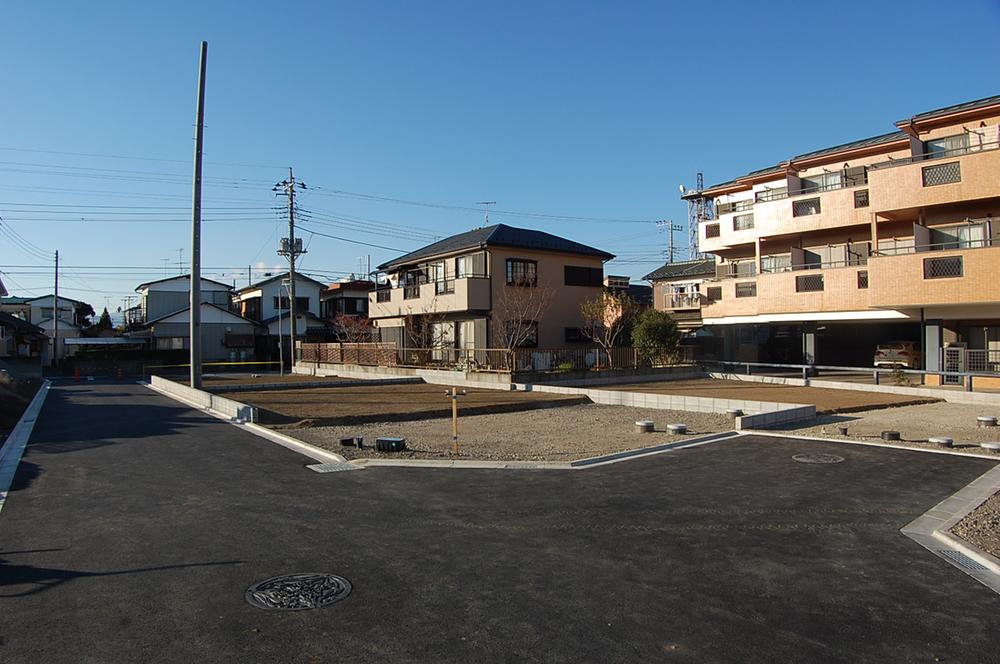 Local appearance photo. Local (11 May 2013) Shooting