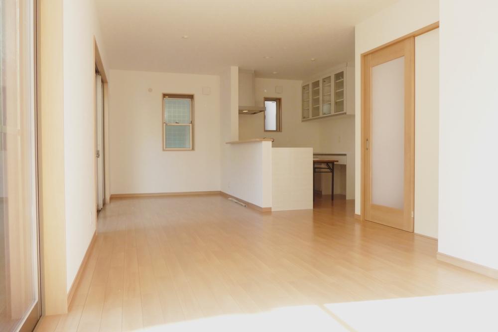 Living. Indoor (December 2013) shooting ◎ is 18 Pledge of living room! ◎ All rooms are 6 quires more ☆