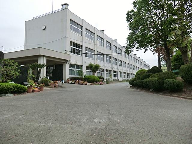 Primary school. Samukawa until elementary school 880m
