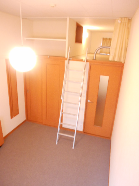 Living and room. Is a popular with a loft room!  As of storage space also visit!