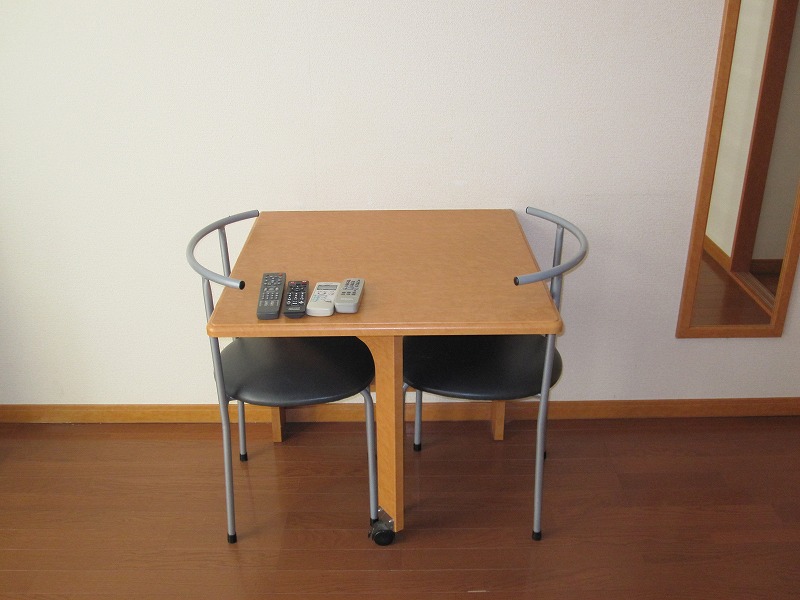 Other Equipment. Convenient collapsible tables and chairs