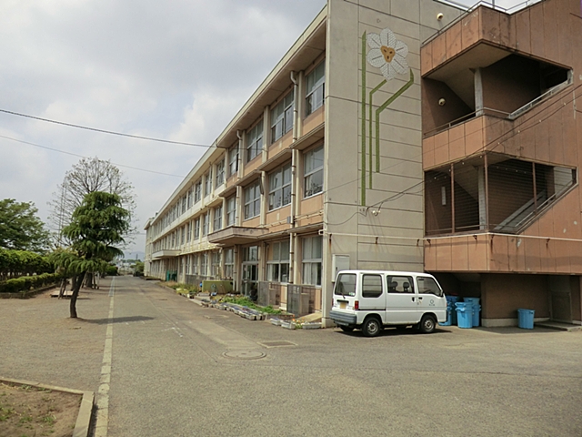 Primary school. 684m until samukawa TatsuAsahi elementary school (elementary school)