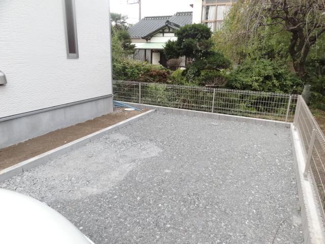 Parking lot. Local (10 May 2013) Shooting