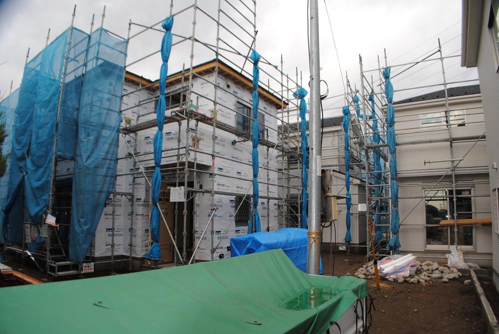 Local appearance photo. Local (12 May 2013) Shooting