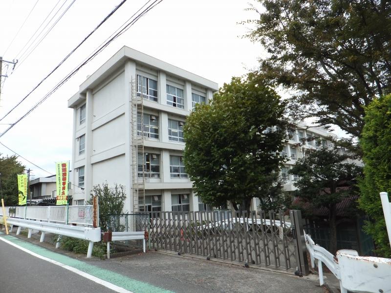 Primary school. It minamiashigara stand Iwappara 1000m up to elementary school