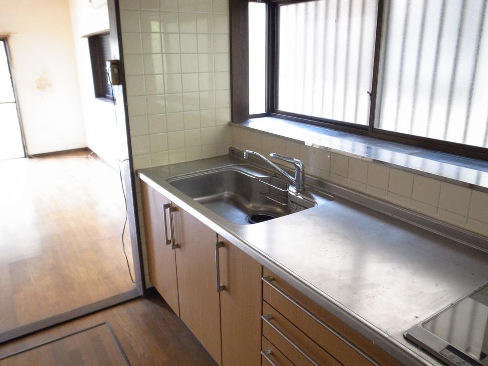 Kitchen. It is also safe for children in all-electric