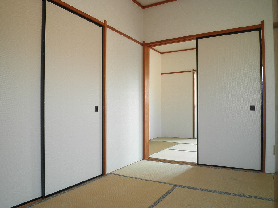Other room space. Japanese-style storage part