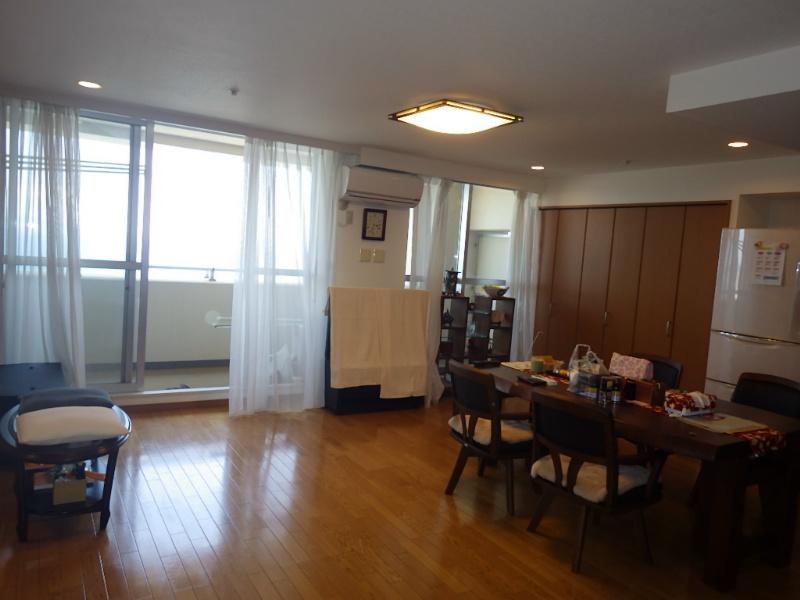 Living. LDK18.4 Pledge