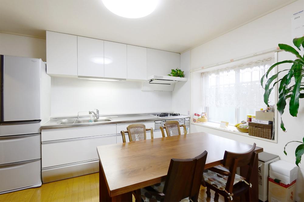 Kitchen. ◇ system Kitchen exchange settled (December 2009)