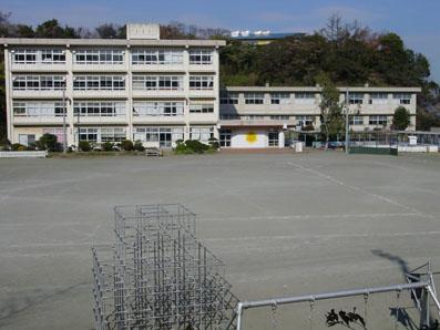 Primary school. 3172m until Miura City Minamishitaura Elementary School