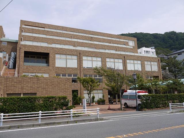 Hospital. 2100m up to a specific medical corporation Okinawatokushukai Hayama Heart Center