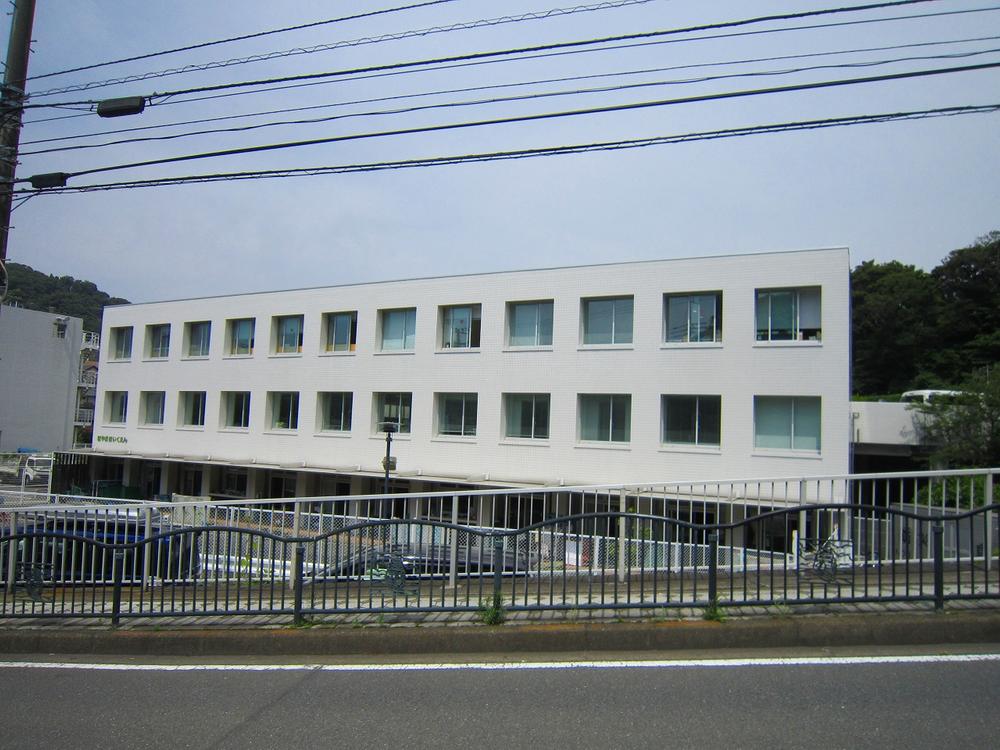 kindergarten ・ Nursery. Hayama-machi stand Hayama to nursery school 1418m
