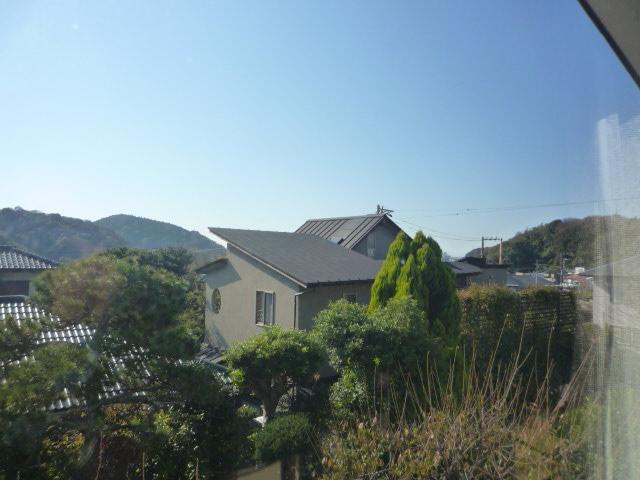 View photos from the dwelling unit