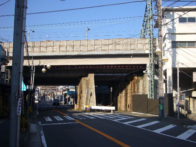 Other. 4480m to Keikyu main line Hemi Station (Other)