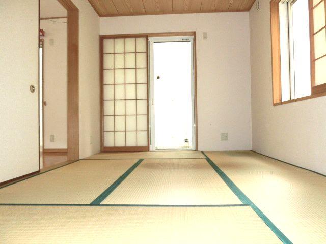 Non-living room. Japanese-style room 6 quires